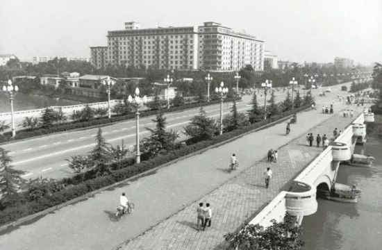 成都金府钢材批发市场_成都钢材市场地址_成都金府钢材市场