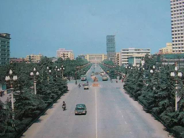 成都钢材市场地址_成都金府钢材批发市场_成都金府钢材市场