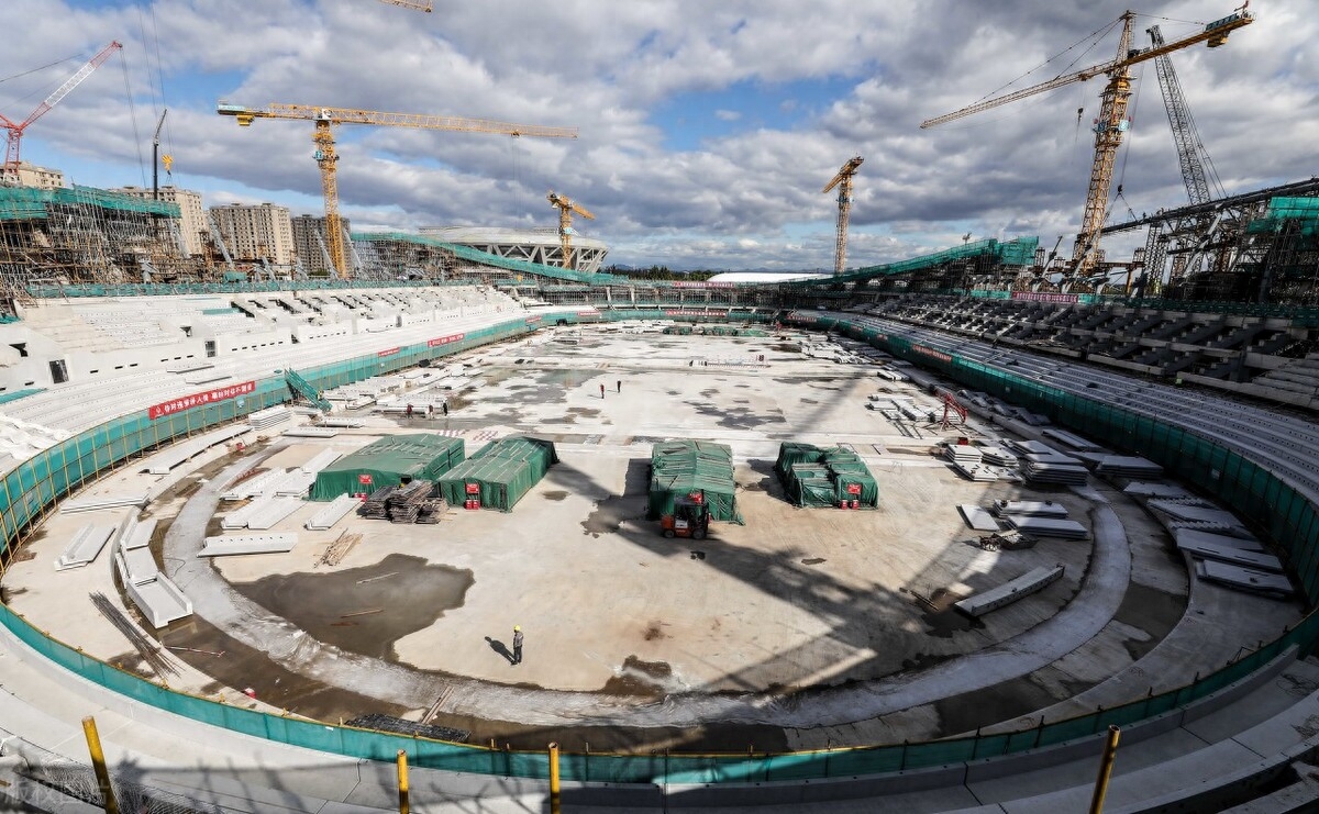 鸟巢用了多少吨钢材_鸟巢所用钢材多少吨_鸟巢的钢材是什么牌号