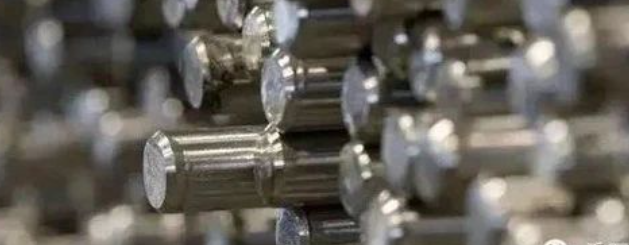 钢材种类价格_钢材价格比较_方钢价格更接近哪一种钢材