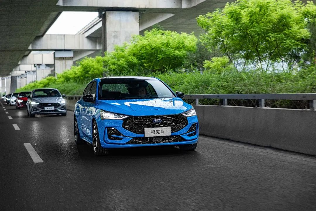 福特材料牌号对照表_福特钢材标准_福特钢铁汽车