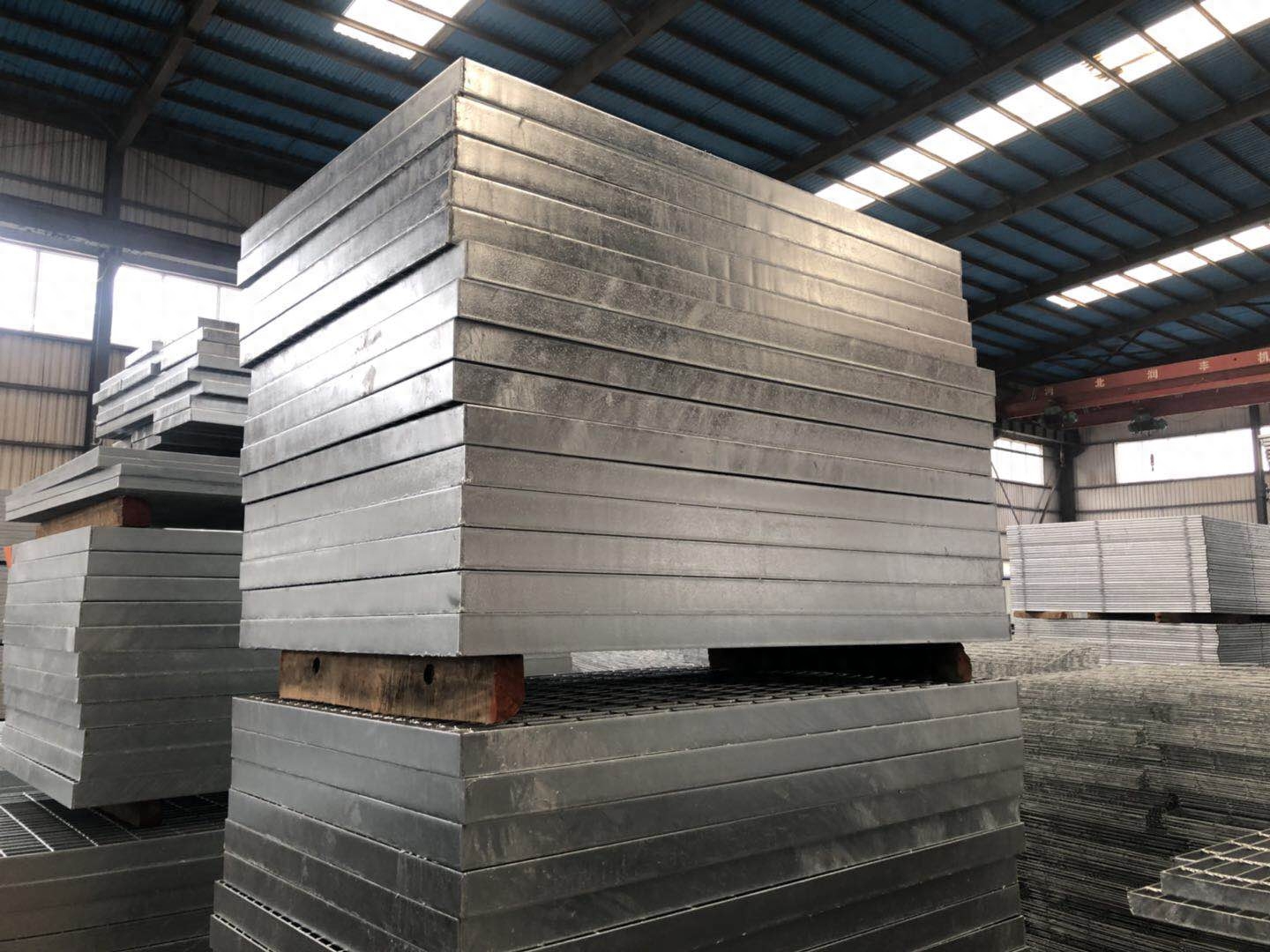 镀锌钢材理论重量表_镀锌钢重量计算公式_钢材镀锌理论重量