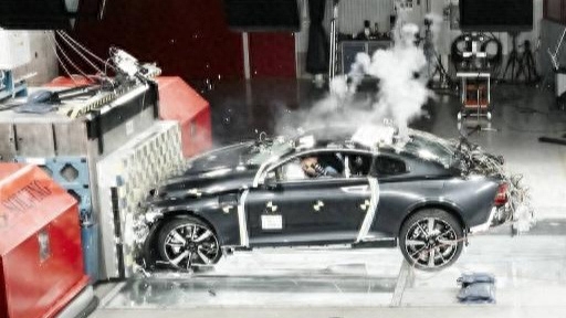 宝来车厢有多大_新宝来车身钢材比例_大众宝来车厢用的是什么钢材