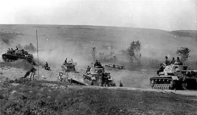 德国钢材和中国_德国钢业_德国的钢材和中国的钢材