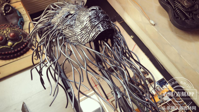 卖钢材搞笑图片带字_卖钢材搞笑图片_卖钢材搞笑宣传图