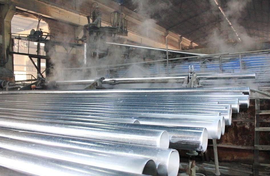 镀锌钢板锌含量_宝钢钢材 镀锌层 锌含量判断标准_宝钢锌合金材质